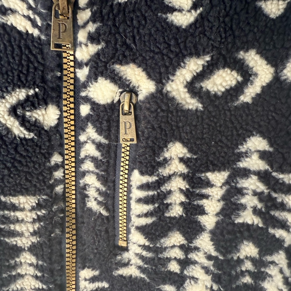 Women's Navy and White Patterned Pendleton Jacket - image 3